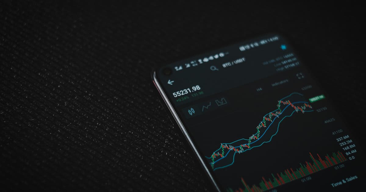 Global Banking Regulator Revises Stablecoin Rules Amid Industry Push for Lighter Capital Requirements