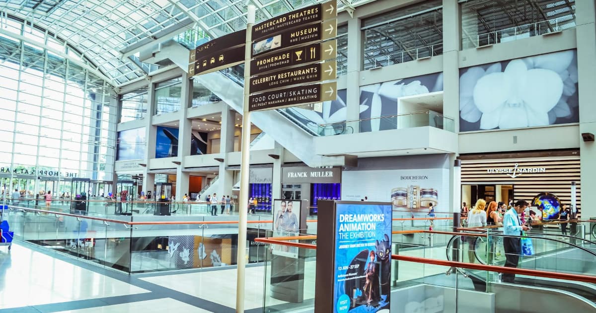 NoviSign Digital Signage Helps Mia's Table Modernize Menu Management Across Multiple Locations