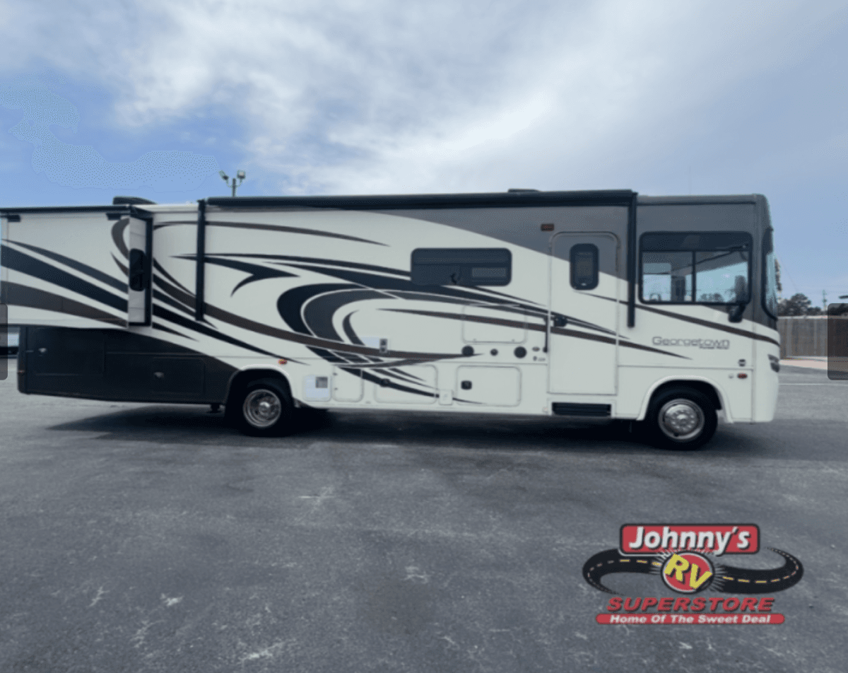 Johnny's RV Superstore Highlights Affordable RVs and Expert Support in Alabama Market