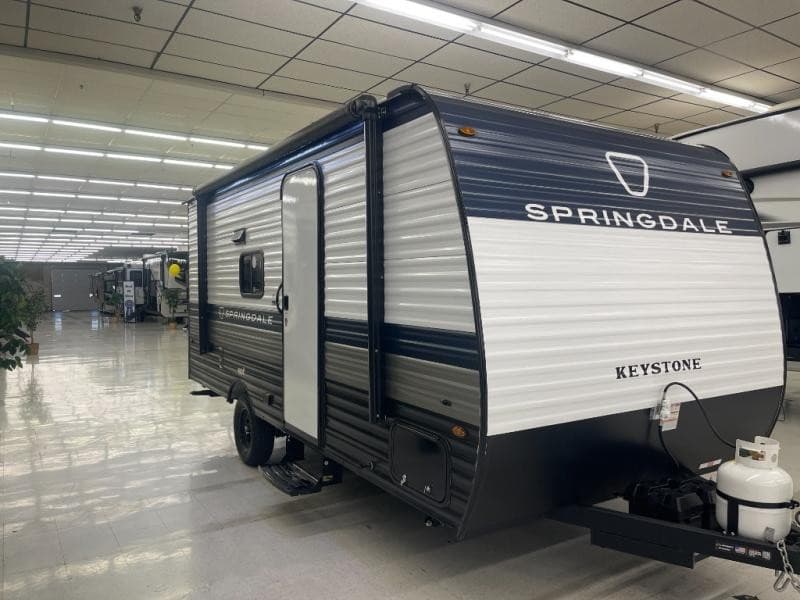 RnR RV Center Expands Liberty Lake Location with 75 Additional RV Units and Expanded Service Capacity