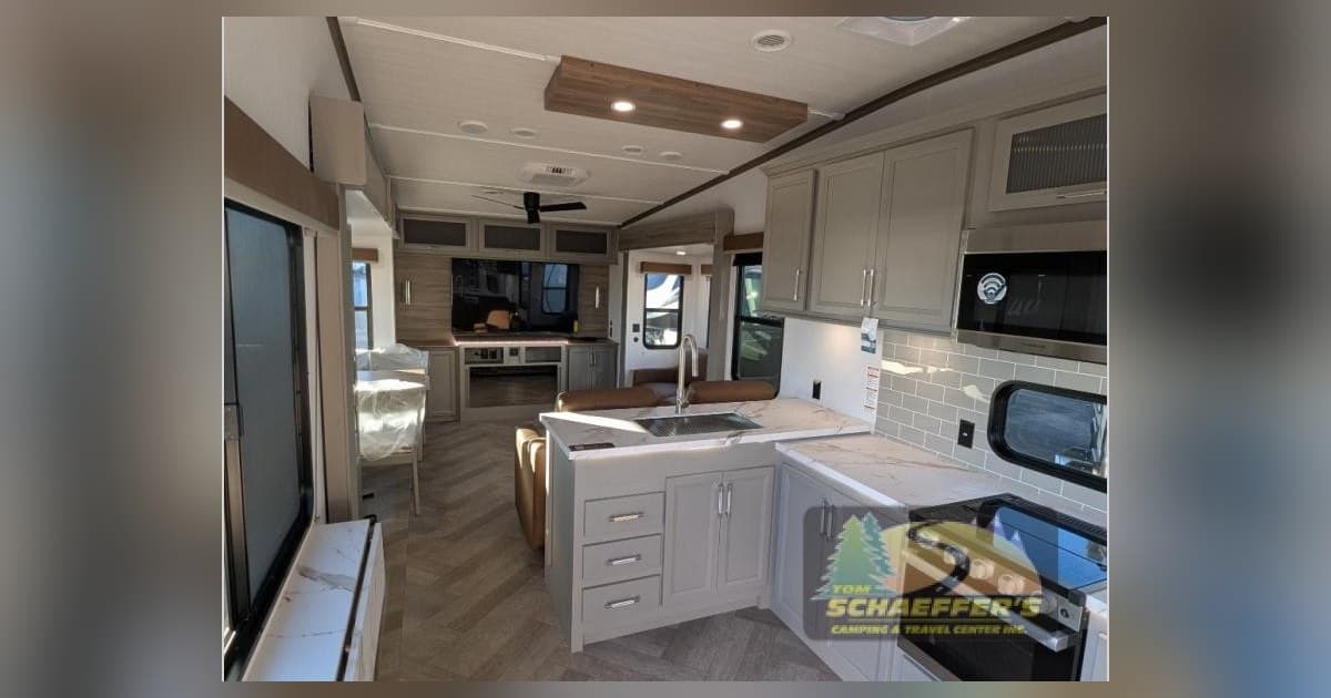 Tom Schaeffer's RV Superstore Updates Pennsylvania Inventory with Hurricane RVs and Sprinter Fifth Wheels