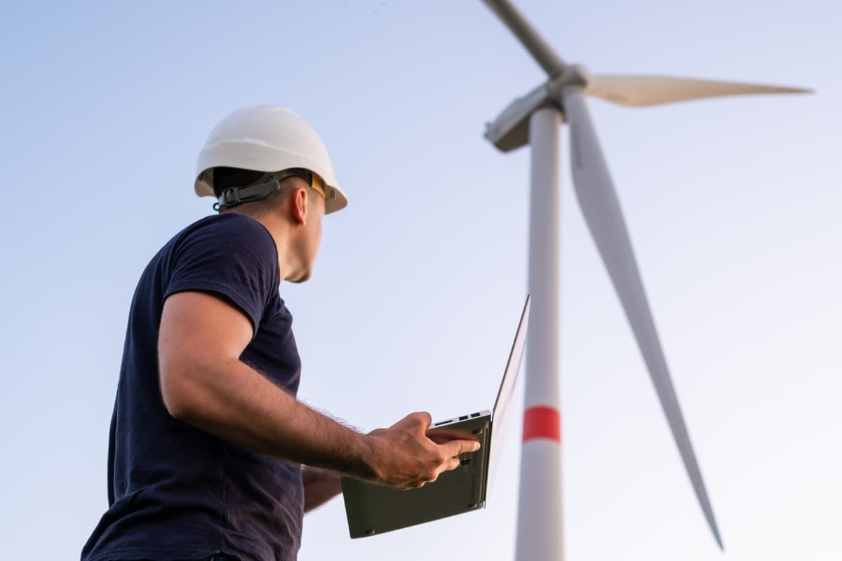 Vinova Wind Energy Recruitment Drives Australia's Clean Energy Workforce Expansion
