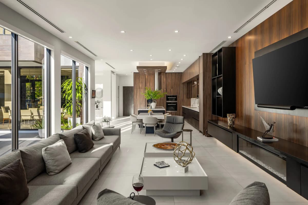 Marco Bell Photo Brings Editorial-Level Architectural Photography to South Florida