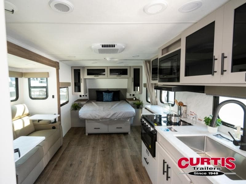 Curtis Trailers Expands 2026 RV Lineup in Oregon with Alliance RV Deltas