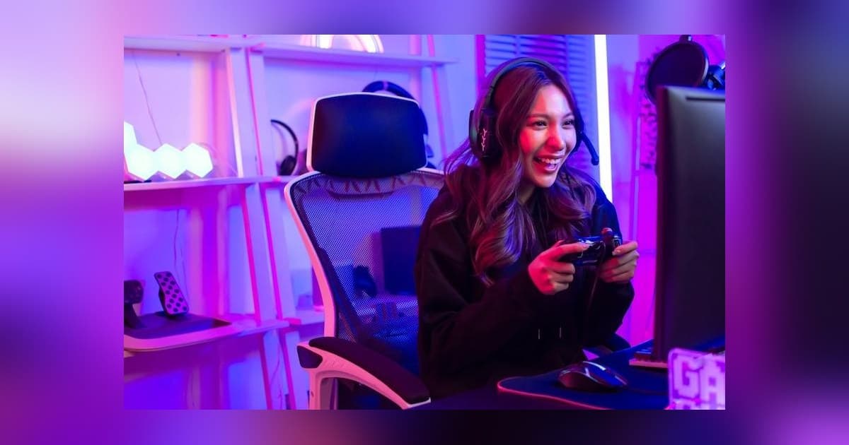 Discord and Gaming Bridge the Distance for College Students and Friends