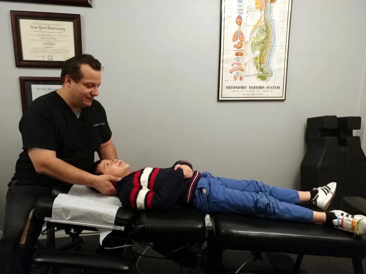 Cucci Chiropractic Marks 25 Years, Adds Spanish Intake Forms